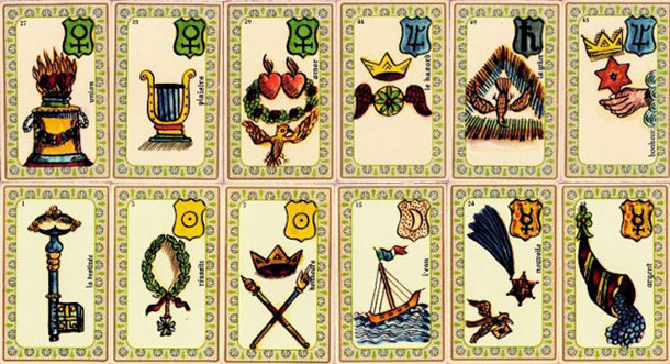 L'Oracle de Belline est un jeu de cartes divinatoires